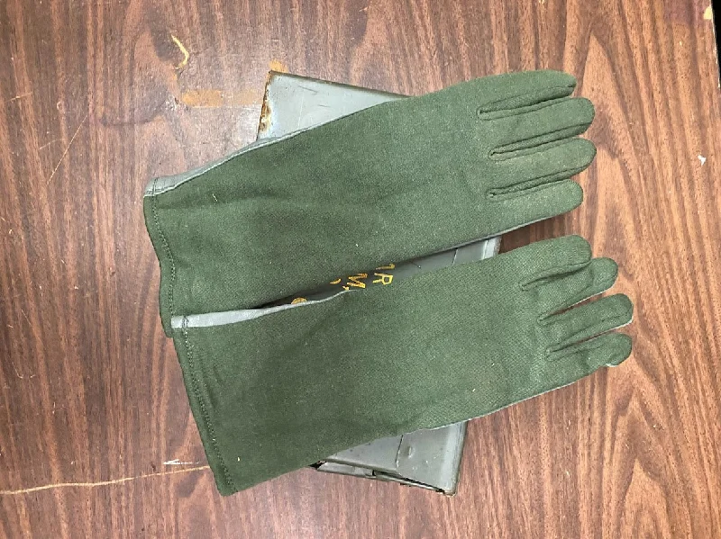 Outlast Nomex 3 season pilot tanker gloves FR DuPont nomex in