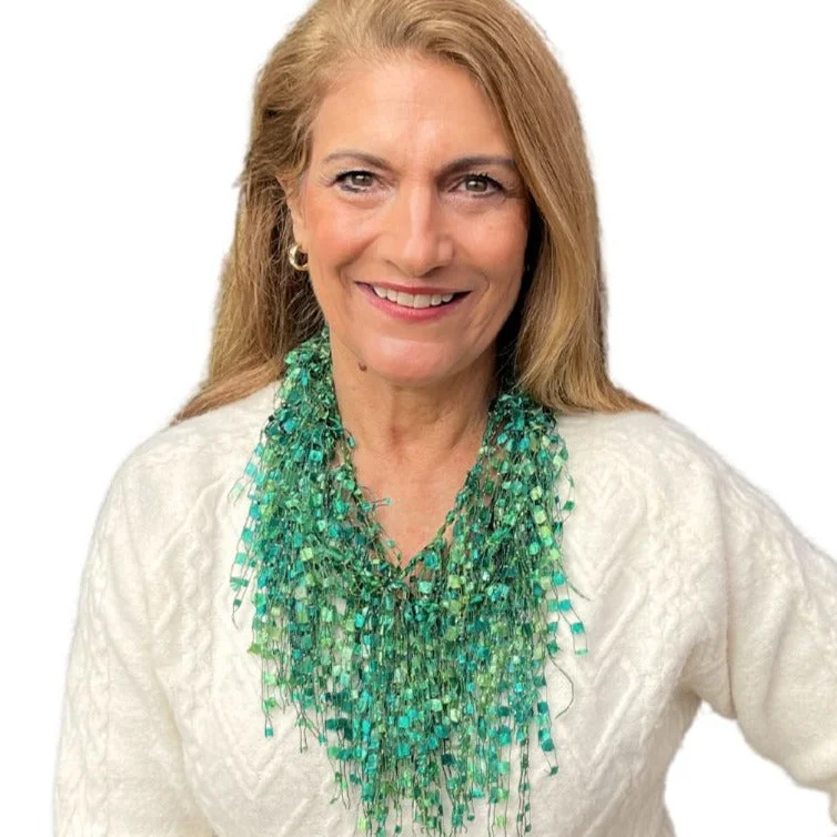 Christmas Green Scarf Necklace - For the Irish too!